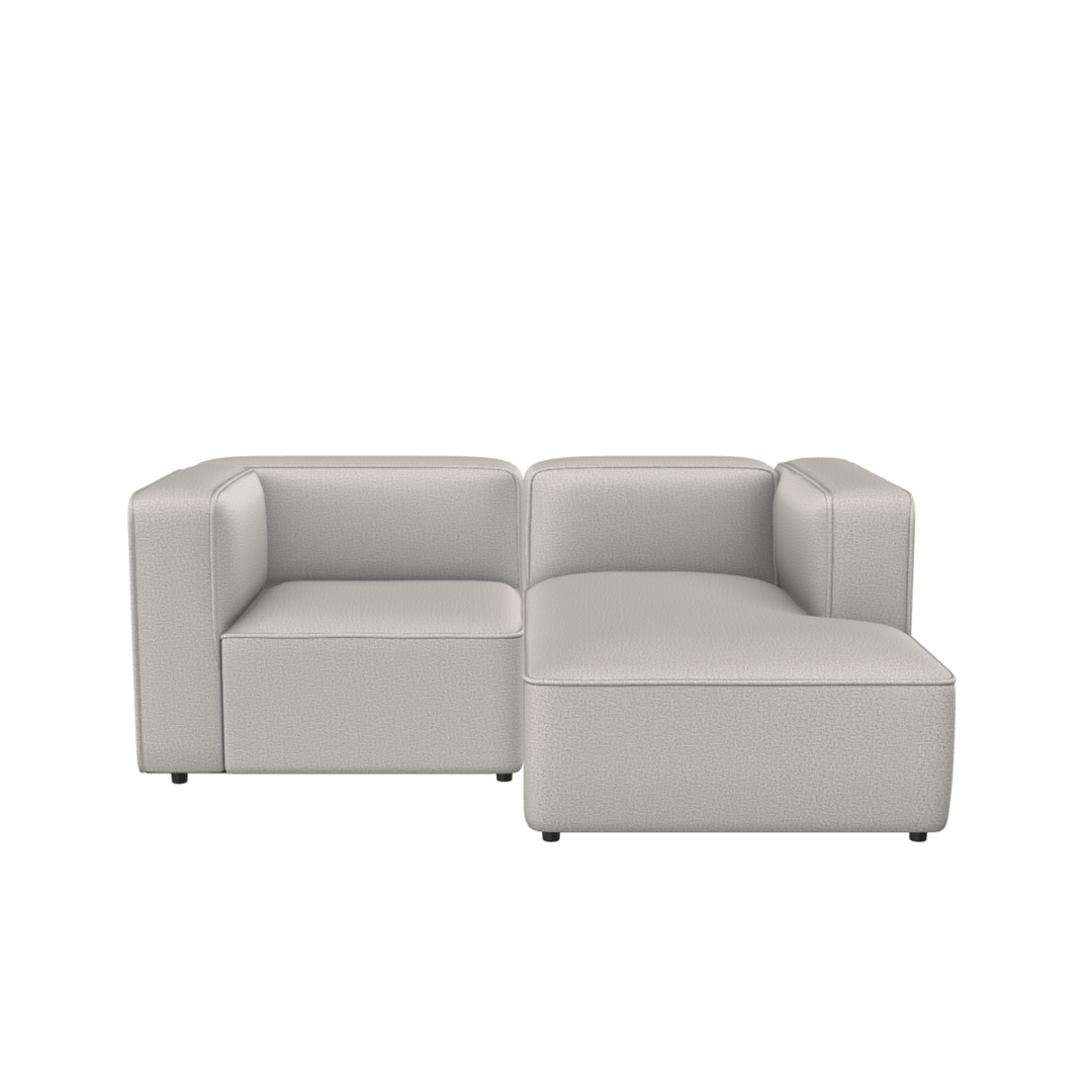 Stilfuld modulsofa med chaiselong, produceret i Europa, dansk design til moderne hjem.